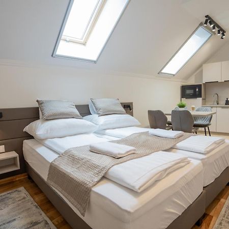 Vegvar Spa Apartman Gyula Bagian luar foto