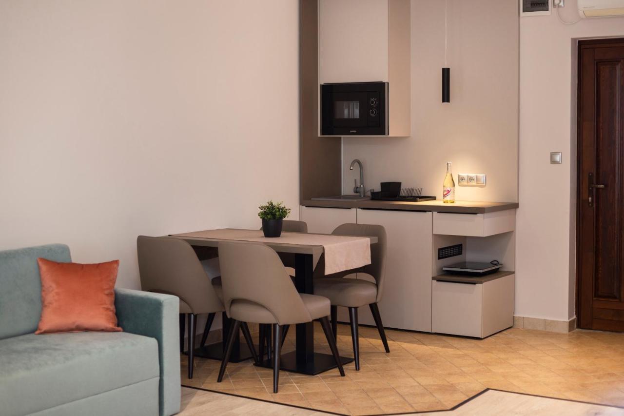 Vegvar Spa Apartman Gyula Bagian luar foto