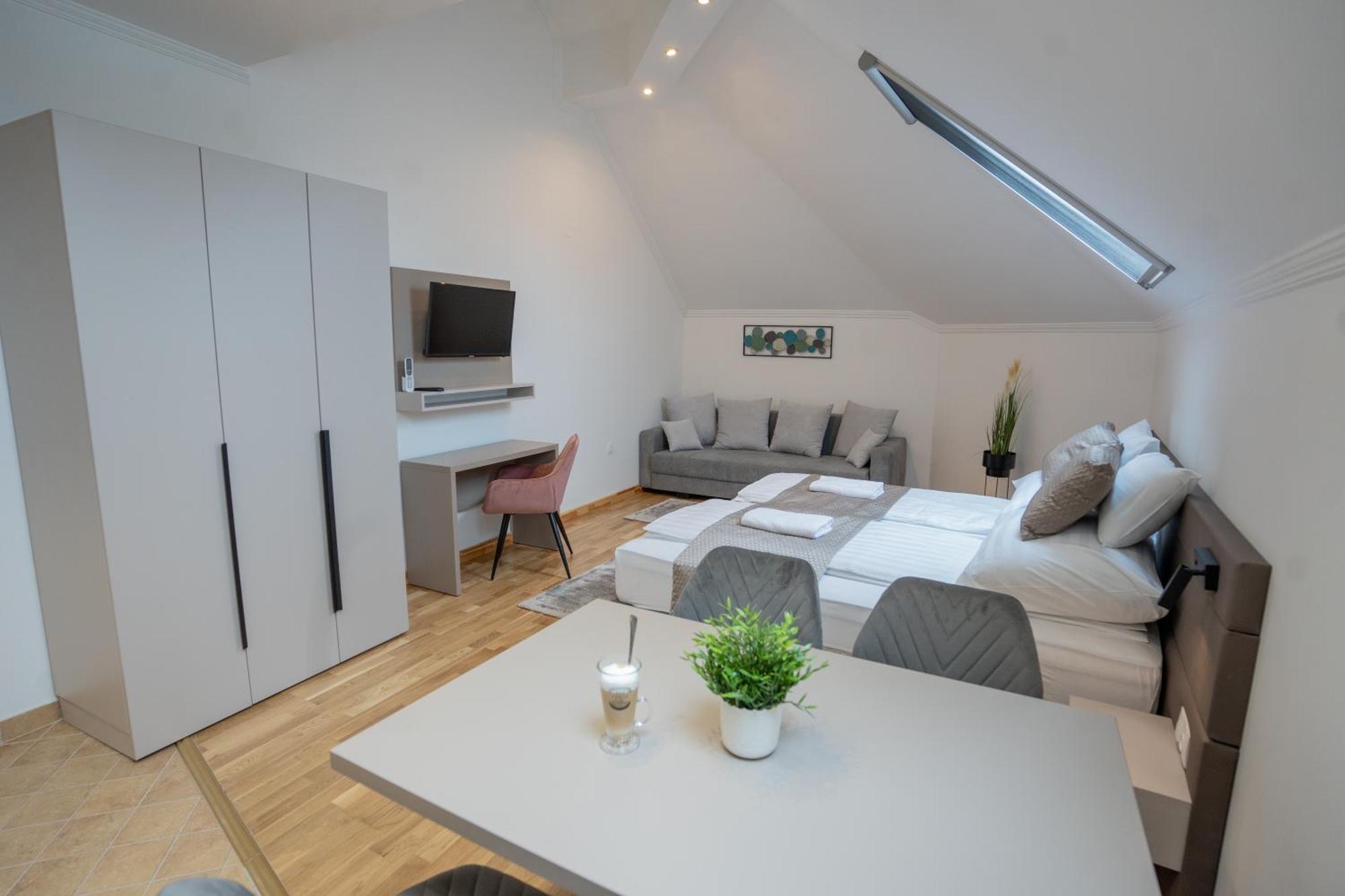 Vegvar Spa Apartman Gyula Bagian luar foto
