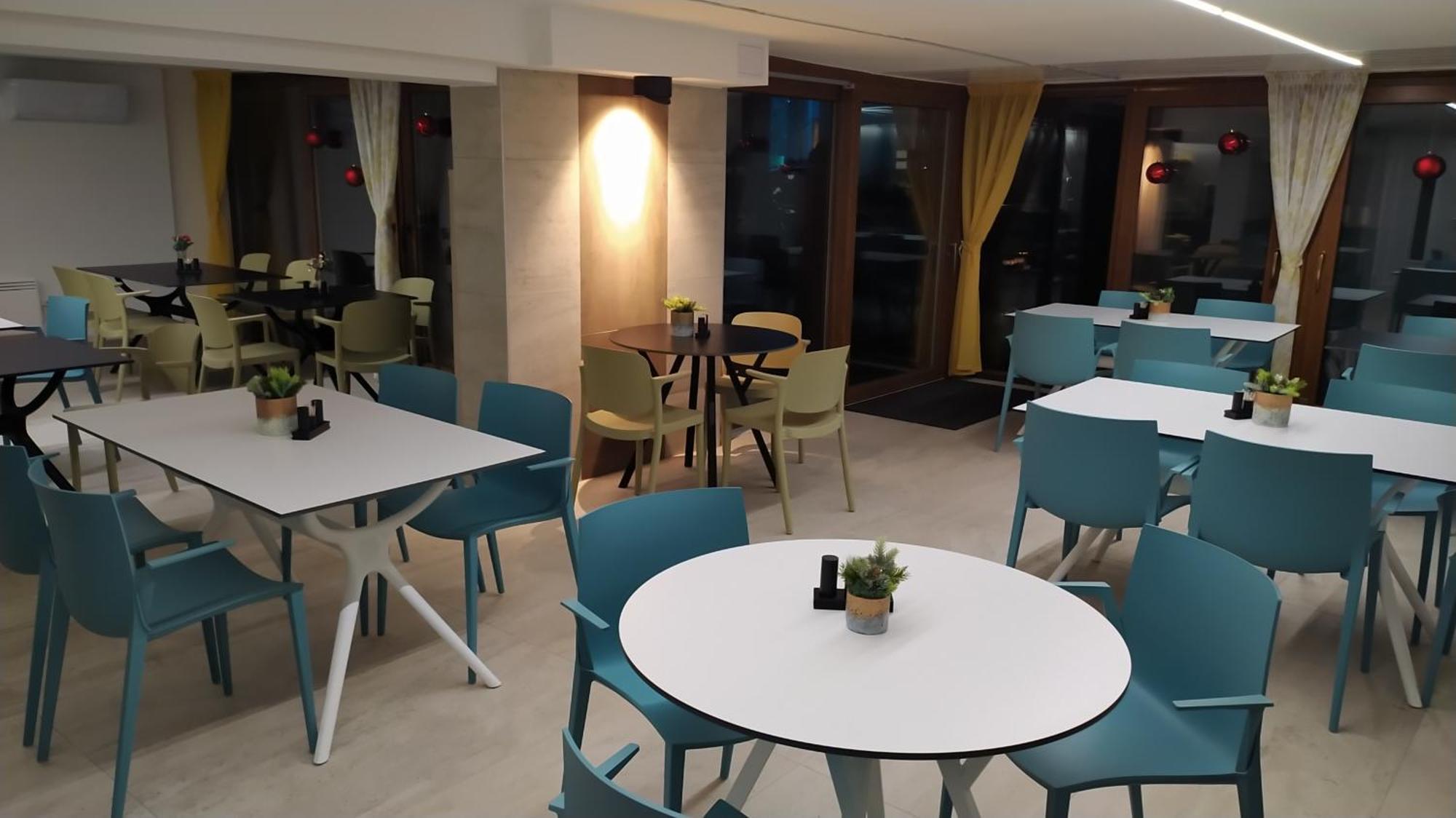 Vegvar Spa Apartman Gyula Bagian luar foto